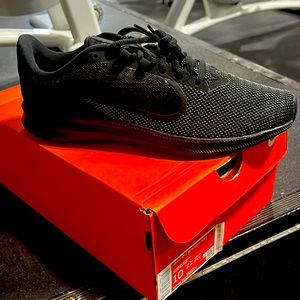 Woman Nike Downshifter - 10